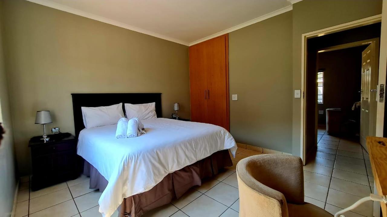 Sundown Country Estate Hotel Boshoek Kültér fotó